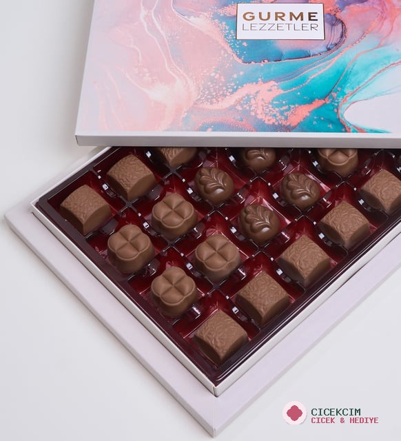 Kare, Dörtlü ve Palmiyeli Gurme Lezzetler Kutusu 320g